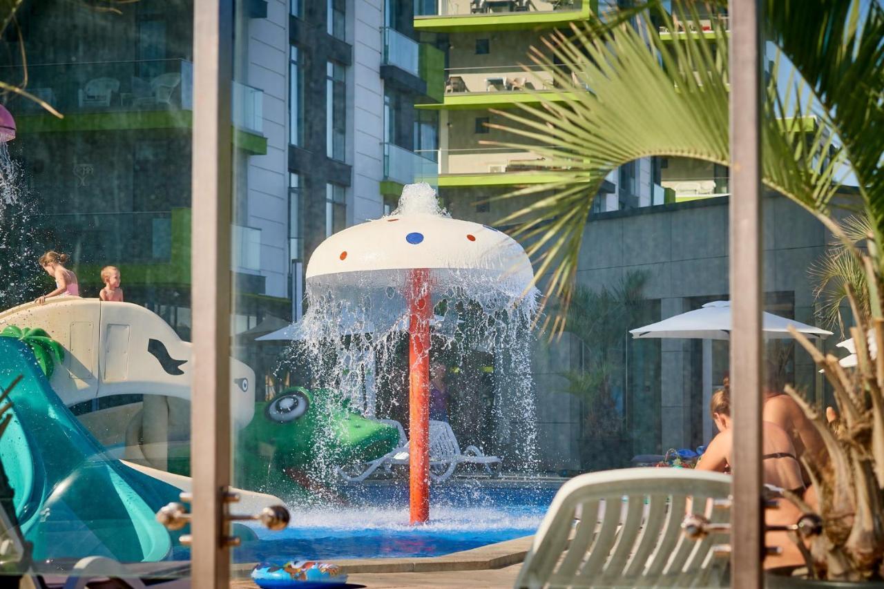 San Francisco Aparthotel Pool & Spa Mamaia Nord Неводарі Екстер'єр фото